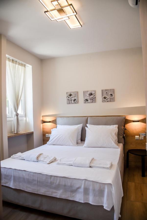 Chrysanthi'S Apartment بريفيزا المظهر الخارجي الصورة
